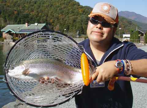 2010-11-07～08　山梨県/FISH-ON! 鹿留