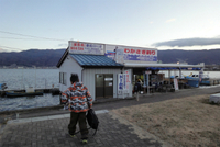 諏訪湖でワカサギ釣り 2011/12/27 23:08:25