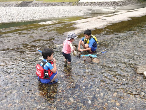 キャンプinn海山で川遊び～!!