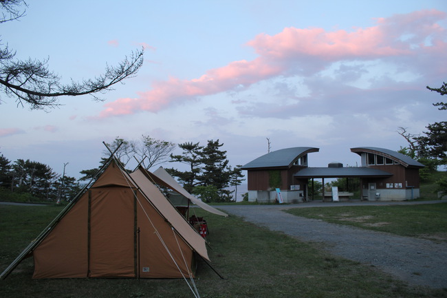 孤高のキャンパーあらわる@神割崎キャンプ場
