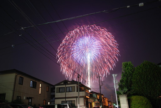 花火で日本の人々に笑顔を！！ 我が町でも上がった～～！！ どこ？？