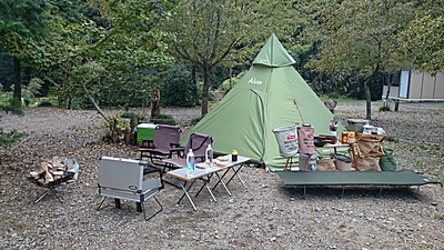 まだいる蚊、いないかイルカ、結構いる蚊。初訪問のキャンプ場　＠八曽モミの木キャンプ場