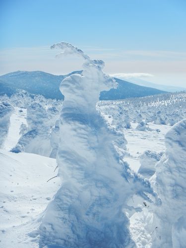 西吾妻山　おとぎの国へ