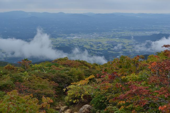 ほんのり秋色の安達太良山