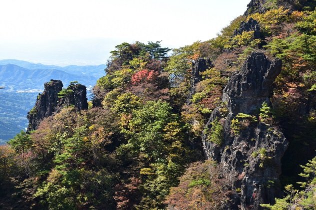 秋澄む霊山