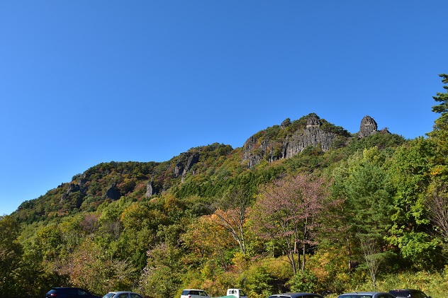 秋澄む霊山
