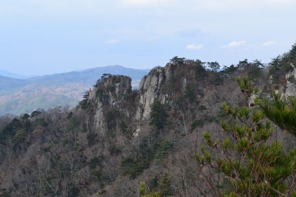 2つの岩峰、二ツ箭山にチャレンジ