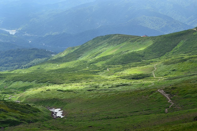 秋の訪れ月山
