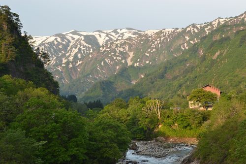 倉手山からの素晴らしき飯豊連峰