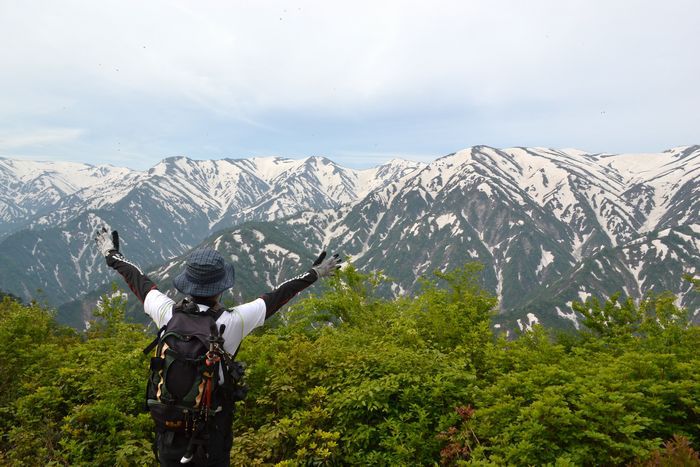 倉手山からの素晴らしき飯豊連峰