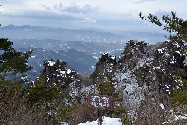 歴史ロマンあふれる霊山