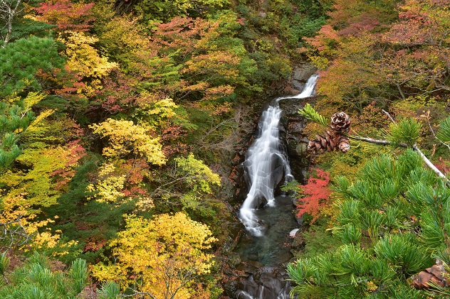 安達太良山の湯川渓谷