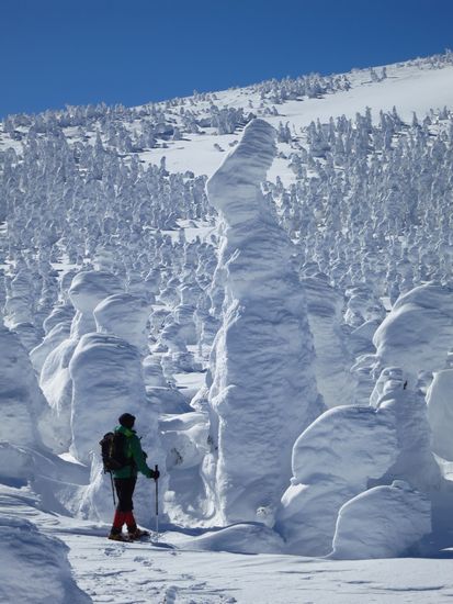 西吾妻山　おとぎの国へ
