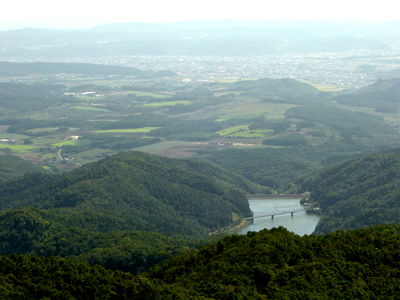 好天だしぶらっと仁頃山を登ってみた。