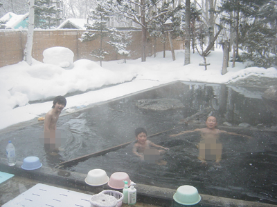 冬の和琴湖畔に一泊、雪の和琴半島を散策してみた。