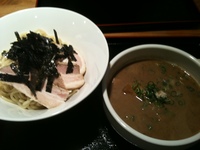 奈良ラーメン(炙り鯛だしらーめんサクラ&和風ちゃんぽん堂) 2011/05/12 08:48:07
