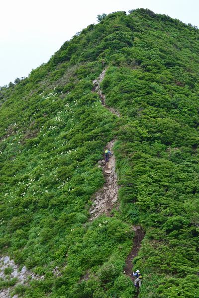北蔵王の中心となる雁戸山