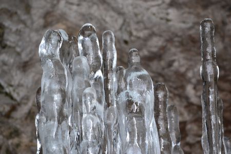 氷筍に魅せられて