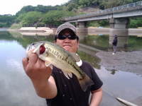 千葉にて初バス釣り 2011/05/06 11:13:11