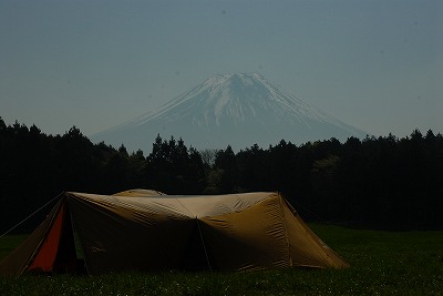 牧場でキャンプ！