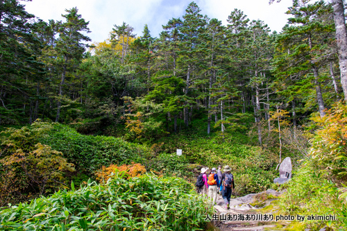 あれから３年。紅葉始めの御嶽山に登る 【前編】