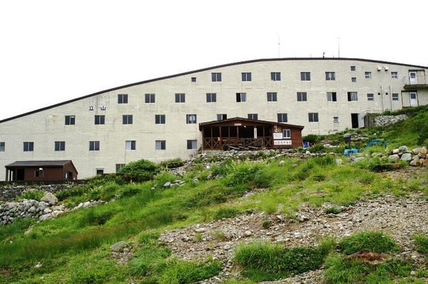 室堂平～地獄谷～雷鳥沢野営場。。。(^^)/