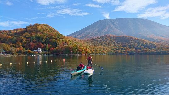 紅葉ピーク！中禅寺湖。