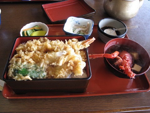 お昼ご飯は銚子へ