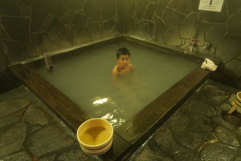 明礬温泉『湯の里』大露天岩風呂
