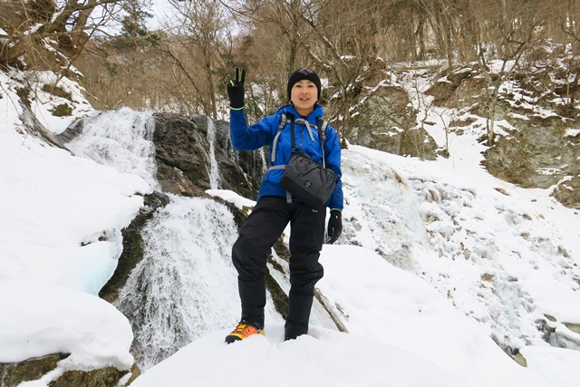 スッカン沢の氷柱群
