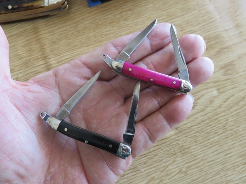 コルト ミニ マスクラット CT678(ピンク) CT679(ブラック)02