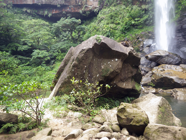西表島の滝と石垣島④－ピナイサーラの滝