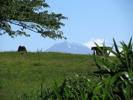 梅雨の晴れ間に浜石岳　15/06/22