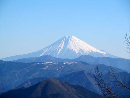 登り初めはノンビリ沢口山 15/01/08