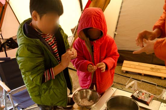 雪上で迎えた初日の出 【青川峡CP】