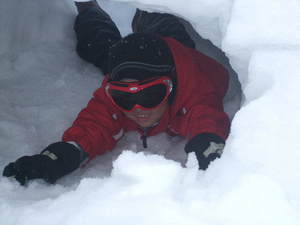 初雪中キャンプ　　大見いこいの広場