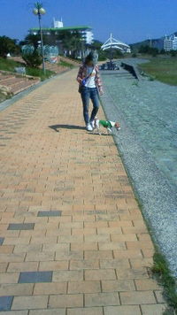 公園で 2009/04/16 12:02:36