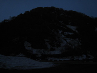 ジライ谷から残雪の笈ヶ岳ピストン