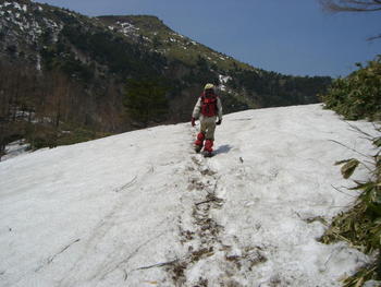 登山と雪遊び