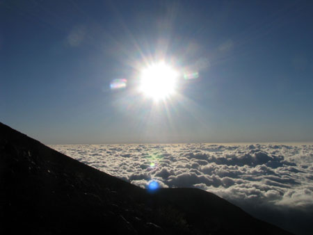 初冠雪の富士山＆お鉢巡り (単独日帰り)　11/09/24