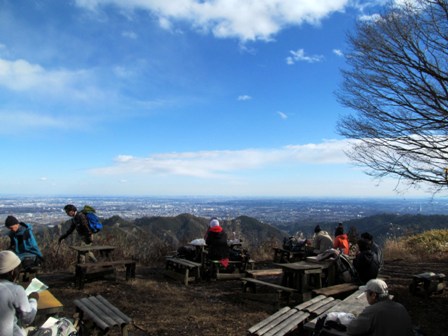 長男＆次男と陣馬山⇒高尾山なめこ汁縦走 12/12/24