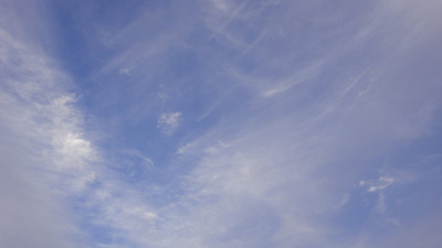 秋空の下