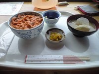 ココ・カピウでうに丼 2009/09/07 11:47:18