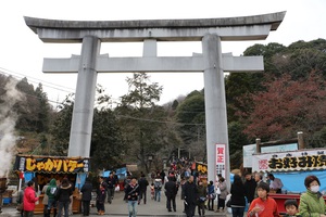 ２０１４　初詣　金鑚神社　１．３