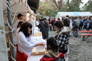 ２０１４　初詣　金鑚神社　１．３