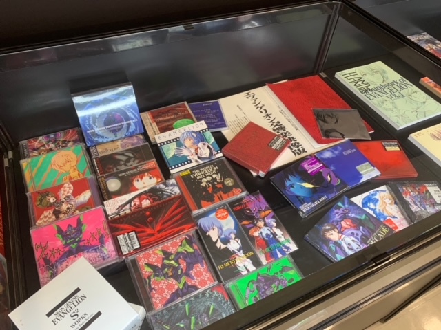 エヴァ展に　行くべ！