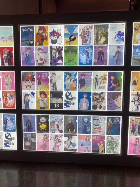 エヴァ展に　行くべ！