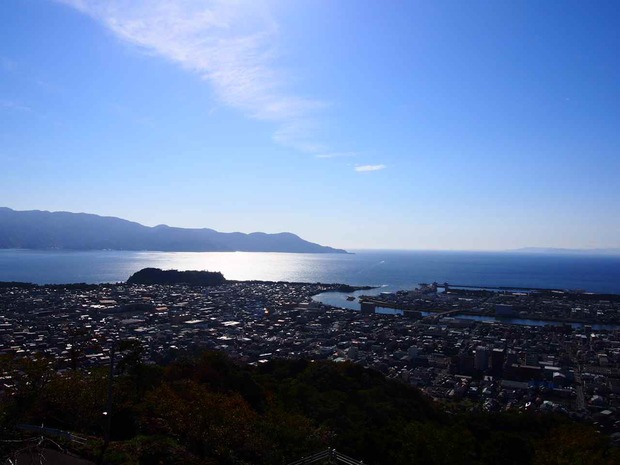 鮎と山と夕日と