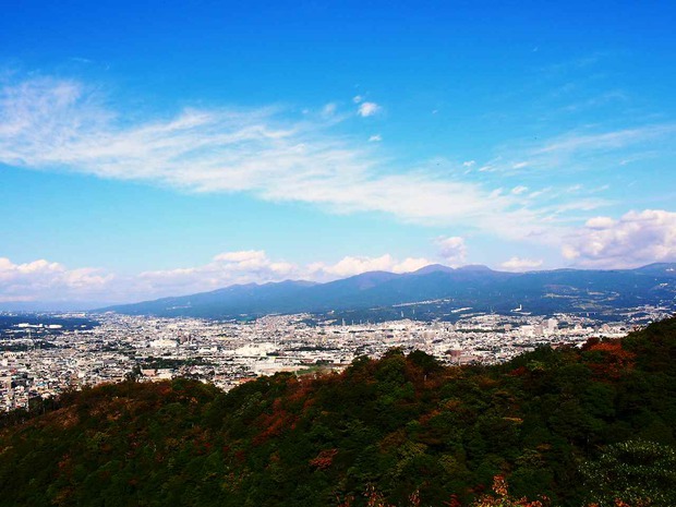 鮎と山と夕日と