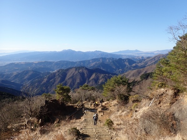 塔ノ岳〜鍋割山